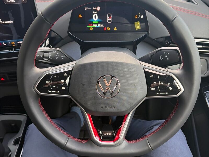 More views of Volkswagen ID.4