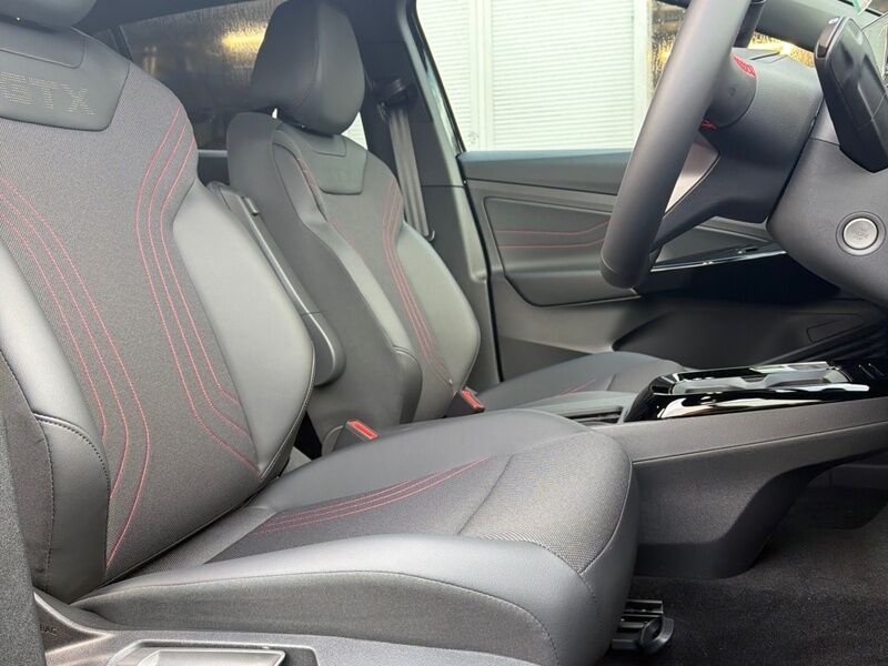 More views of Volkswagen ID.4