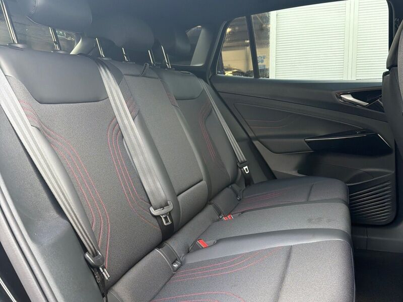 More views of Volkswagen ID.4