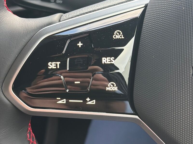 More views of Volkswagen ID.4