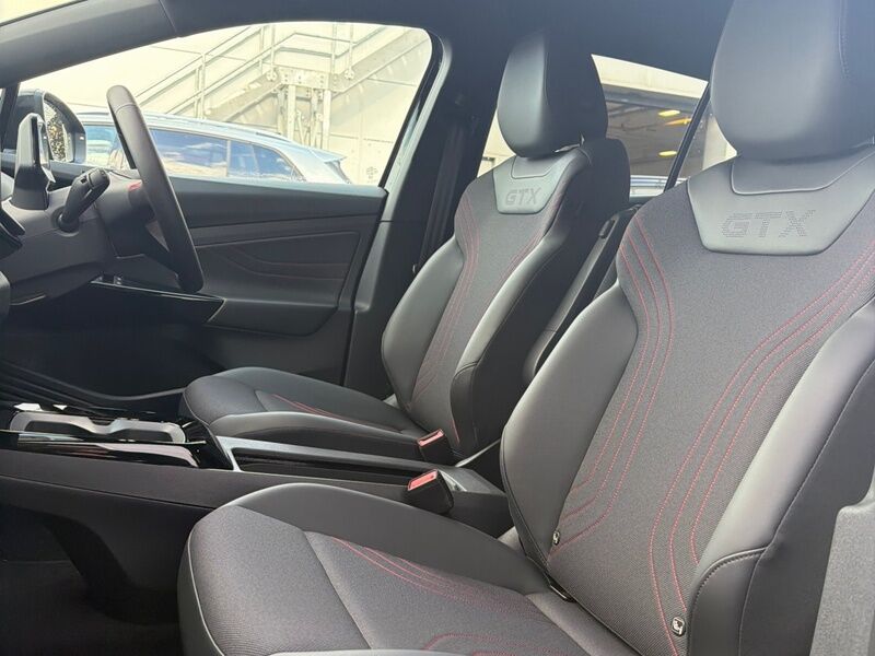 More views of Volkswagen ID.4