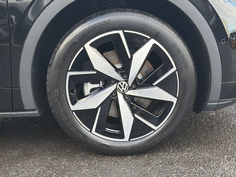 More views of Volkswagen ID.4