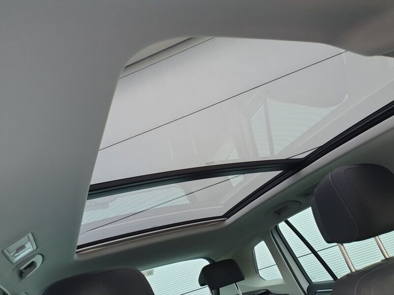 More views of Volkswagen Tiguan