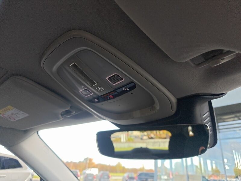 More views of Volvo XC90