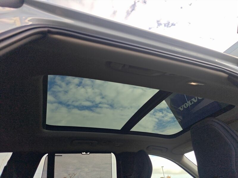 More views of Volvo XC90