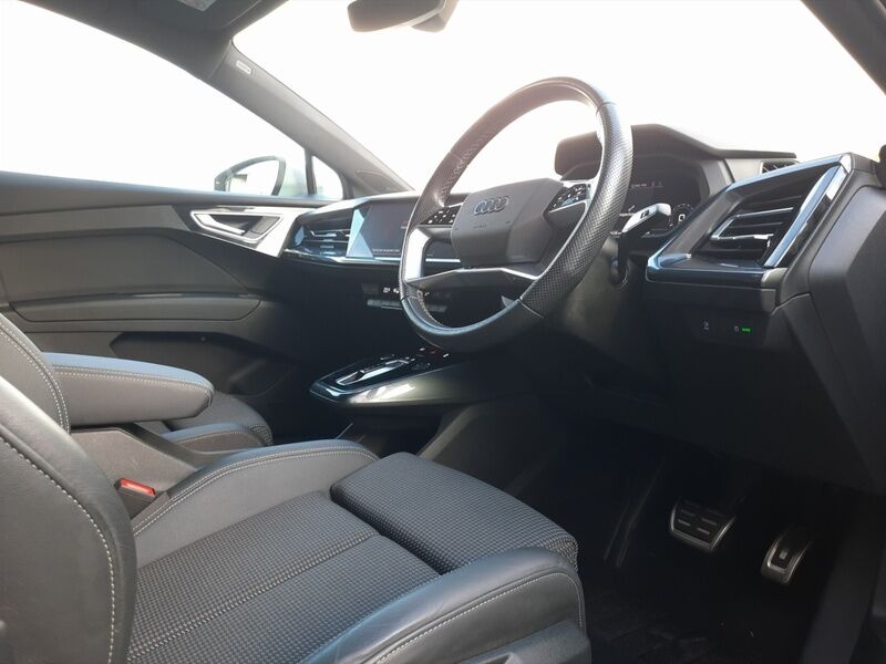 More views of Audi Q4 e-tron