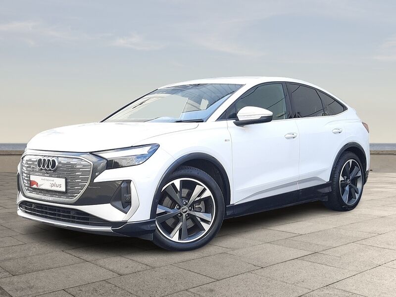 More views of Audi Q4 e-tron