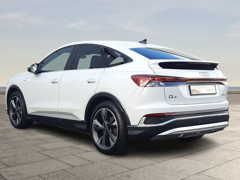 More views of Audi Q4 e-tron