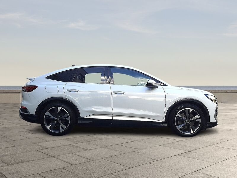 More views of Audi Q4 e-tron