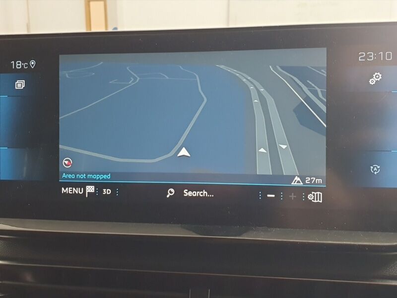 More views of Peugeot 5008