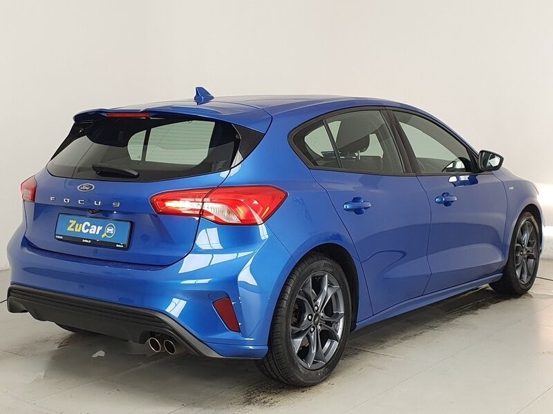 More views of Ford Focus