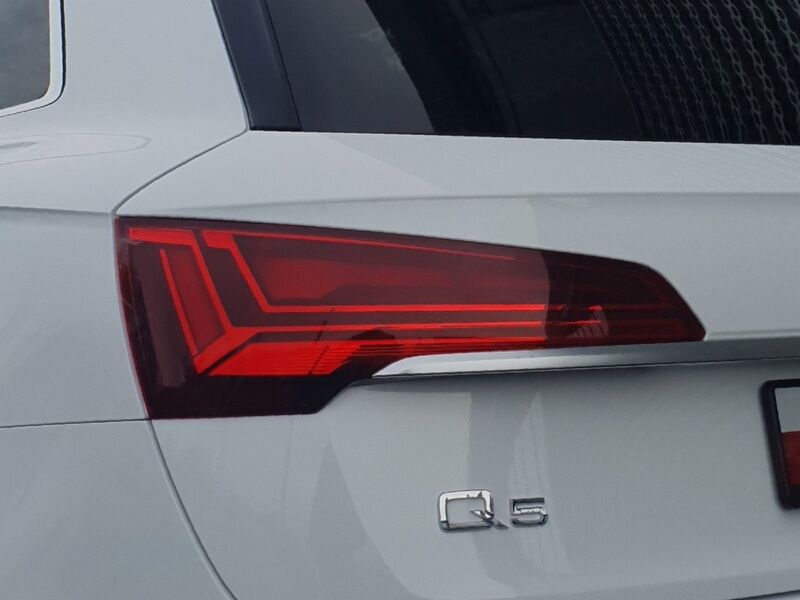 More views of Audi Q5