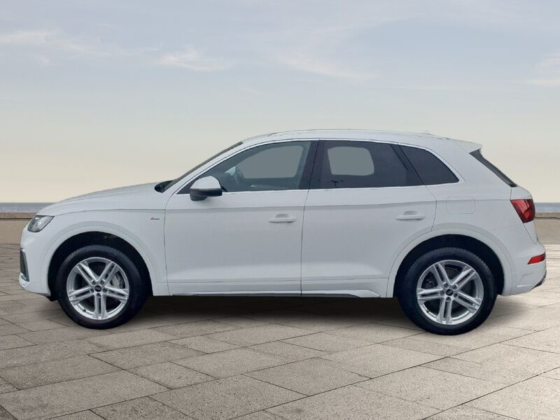More views of Audi Q5