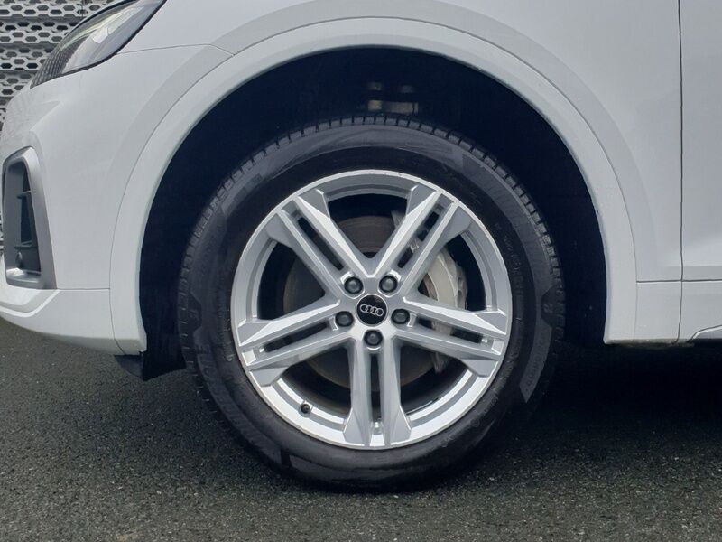 More views of Audi Q5