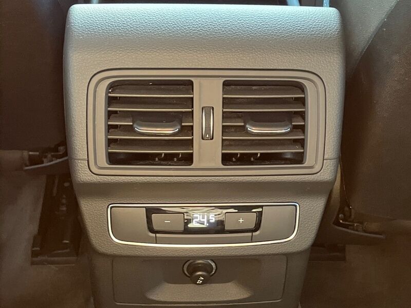 More views of Audi Q5