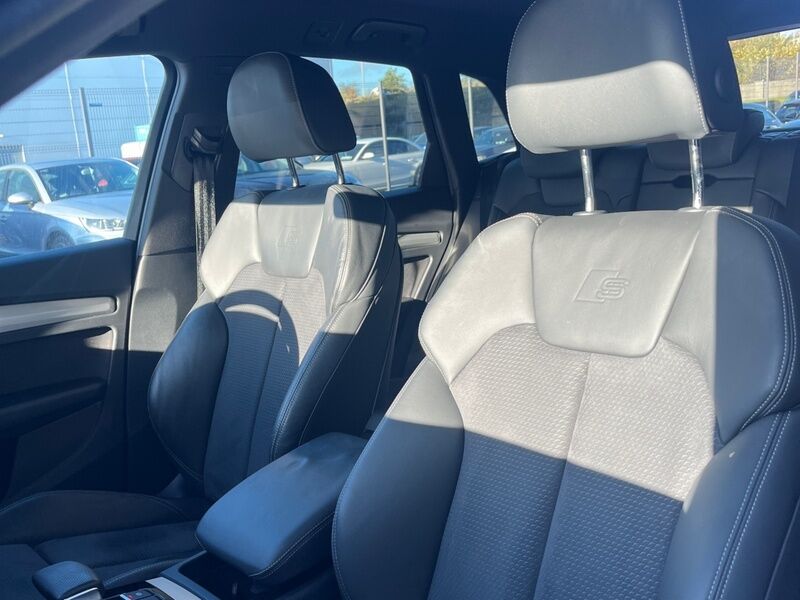 More views of Audi Q5