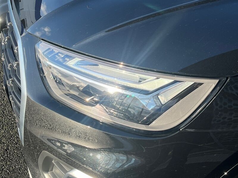 More views of Audi Q5