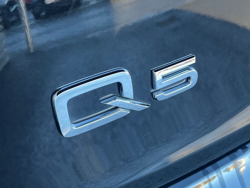 More views of Audi Q5