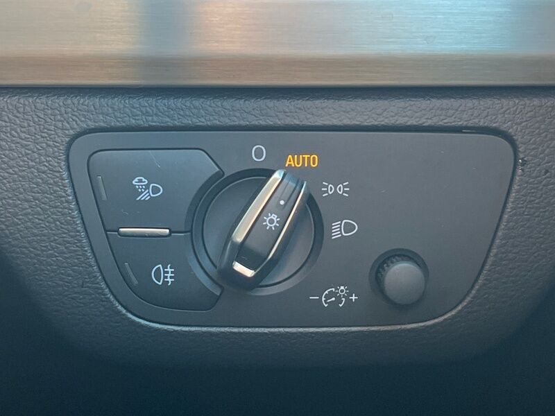 More views of Audi Q5