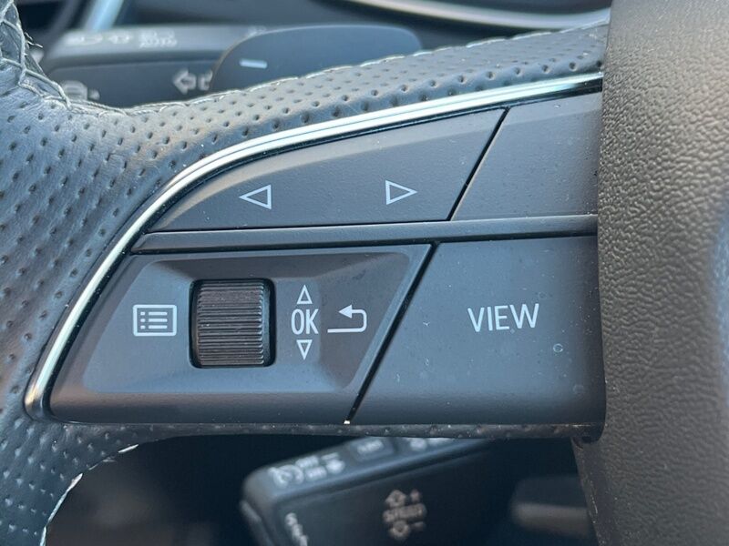 More views of Audi Q5