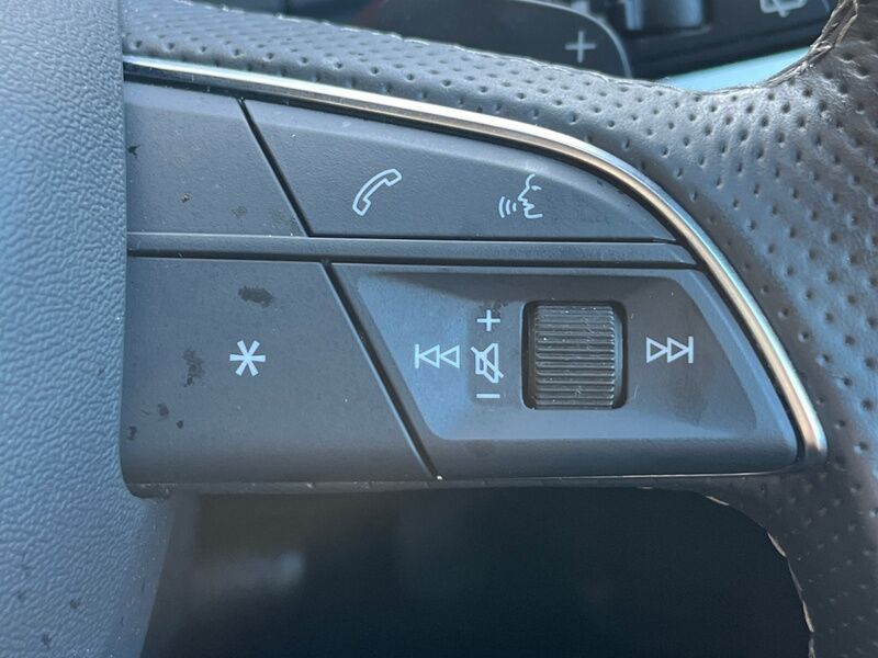 More views of Audi Q5