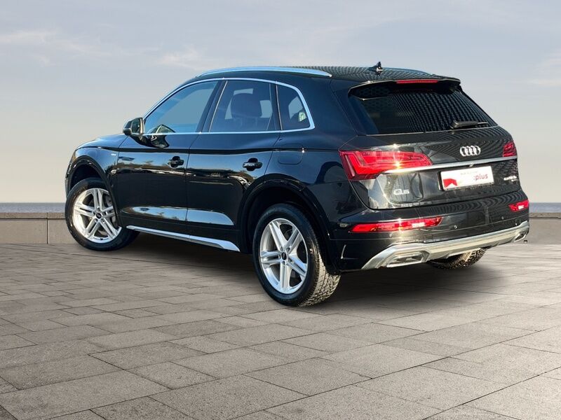 More views of Audi Q5