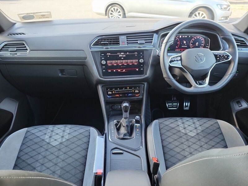 More views of Volkswagen Tiguan Allspace