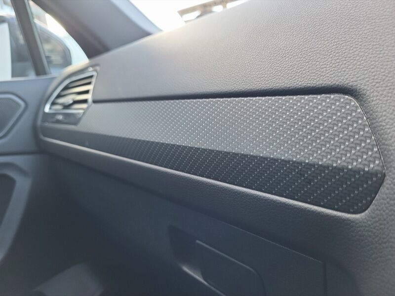 More views of Volkswagen Tiguan Allspace