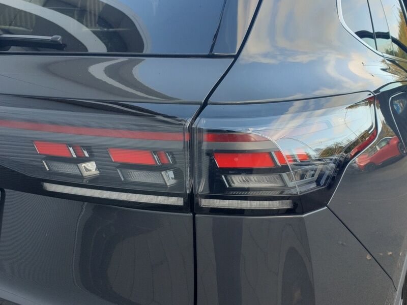 More views of Volkswagen Tiguan