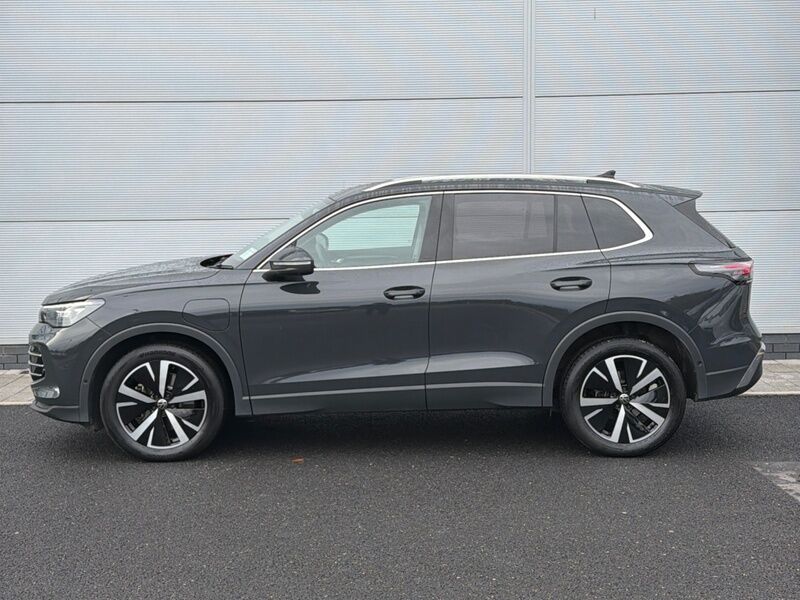 More views of Volkswagen Tiguan