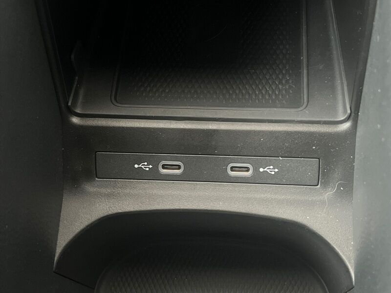 More views of Volkswagen ID.5