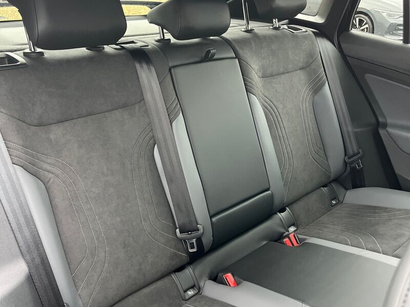 More views of Volkswagen ID.5