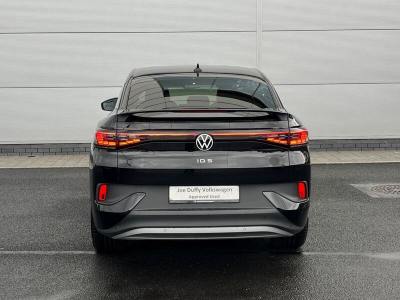 More views of Volkswagen ID.5