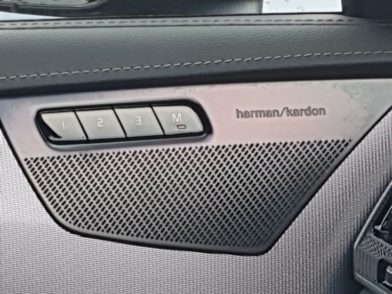 More views of Volvo XC90