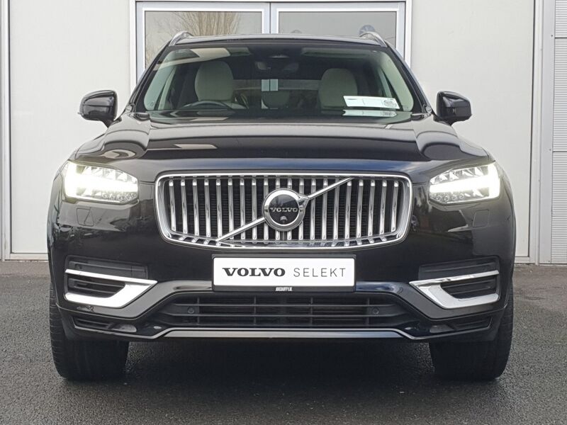 More views of Volvo XC90