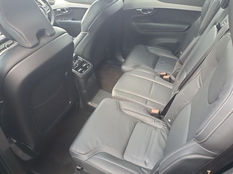 More views of Volvo XC90