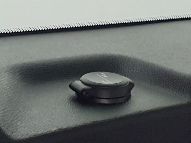 More views of Peugeot 5008