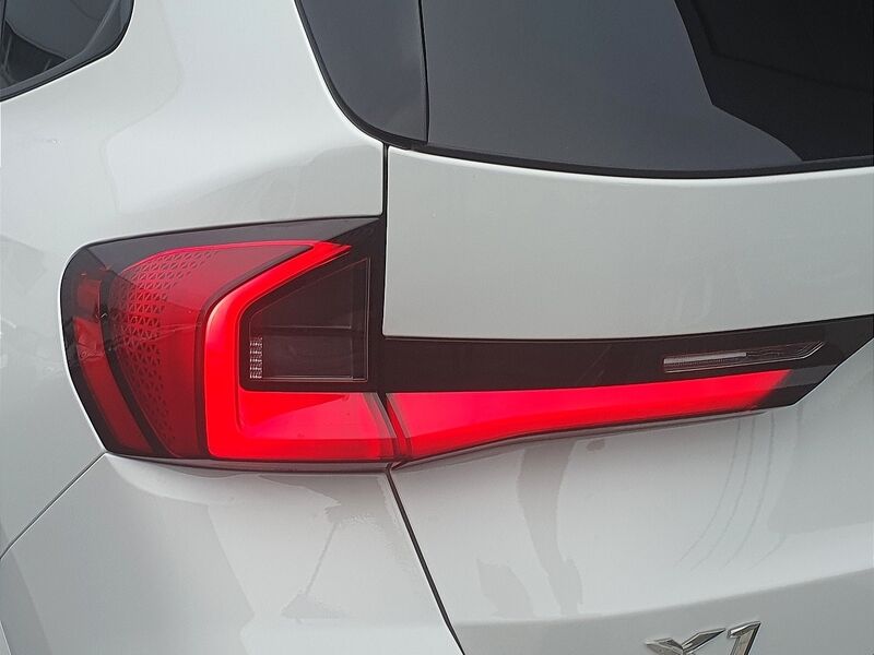 More views of BMW X1