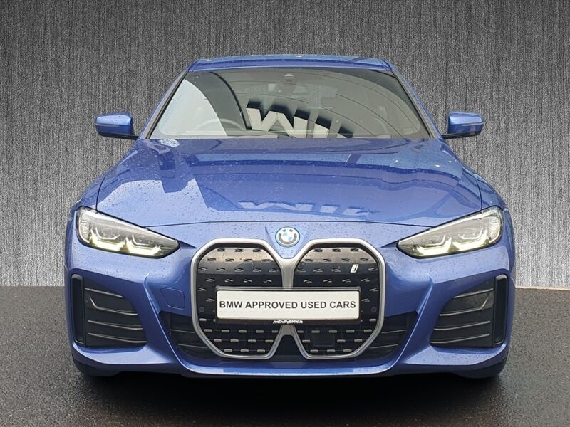 More views of BMW i4