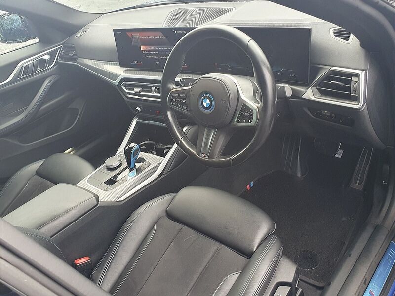 More views of BMW i4