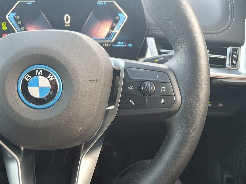 More views of BMW X1