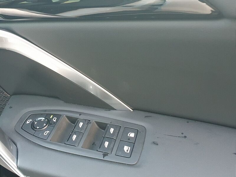 More views of BMW X1