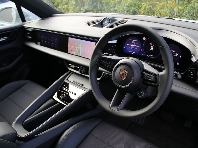 More views of Porsche Macan