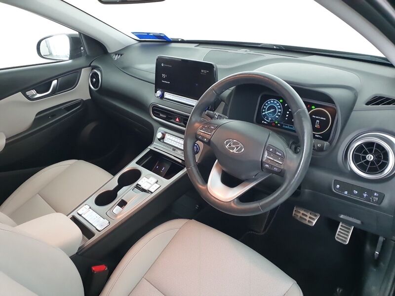 More views of Hyundai KONA