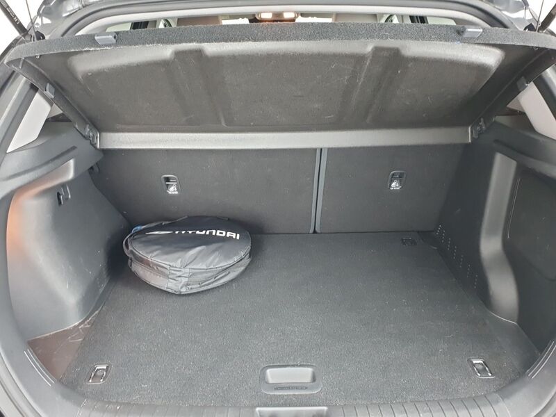 More views of Hyundai KONA