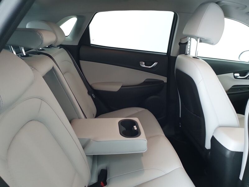 More views of Hyundai KONA