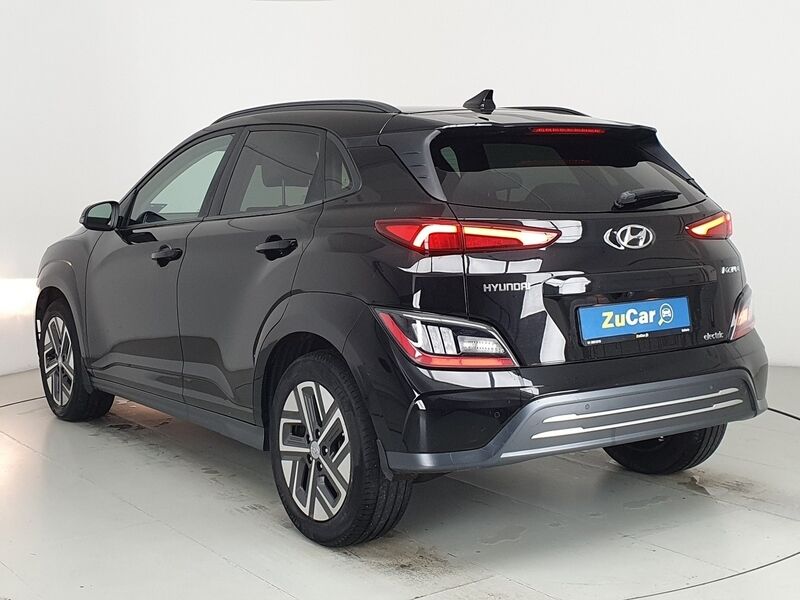 More views of Hyundai KONA