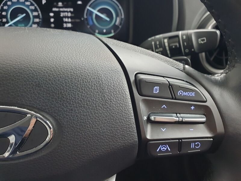 More views of Hyundai KONA