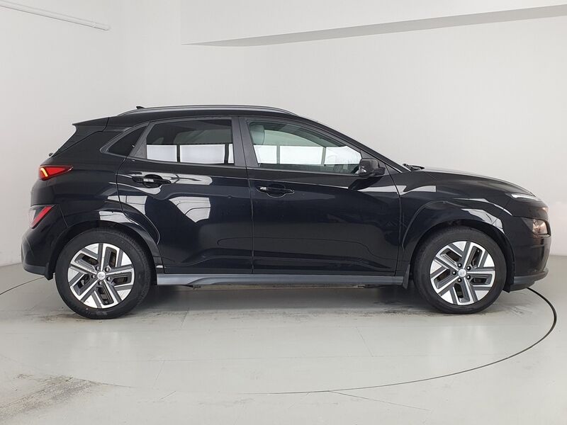 More views of Hyundai KONA