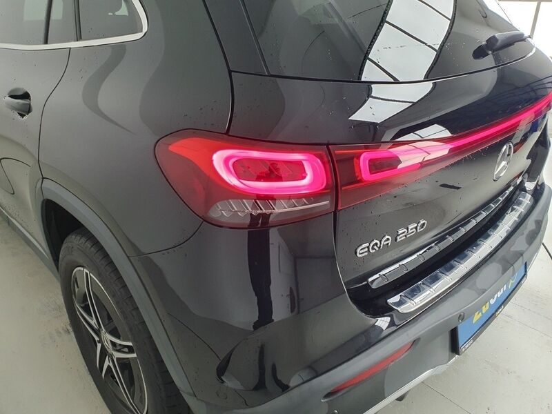 More views of Mercedes-Benz EQA